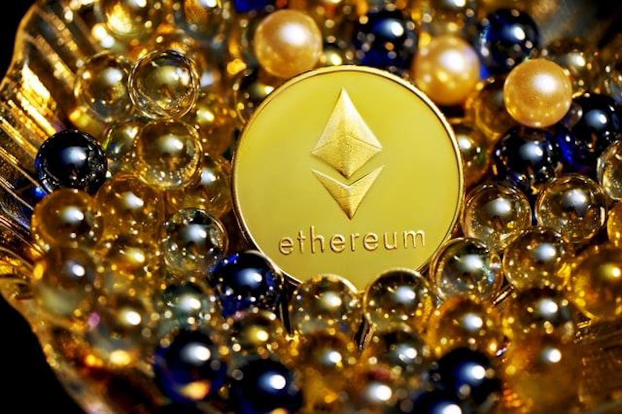 Build a Mini Buymeacoffee dApp Using Solidity + Ethereum Smart Contract + ReactJs + TailwindCSS